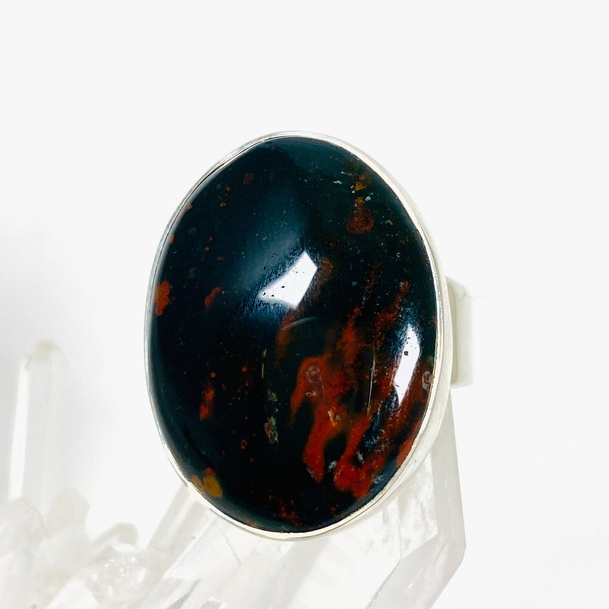 Bloodstone Oval Ring Size 8 KRGJ3075 - Nature's Magick