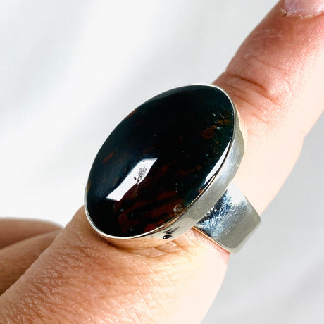 Bloodstone Oval Ring Size 8 KRGJ3075 - Nature's Magick