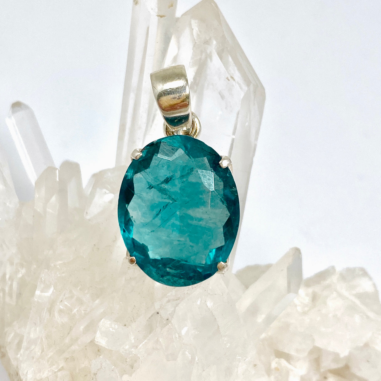 Blue Fluorite Oval Faceted Pendant PPGJ1282