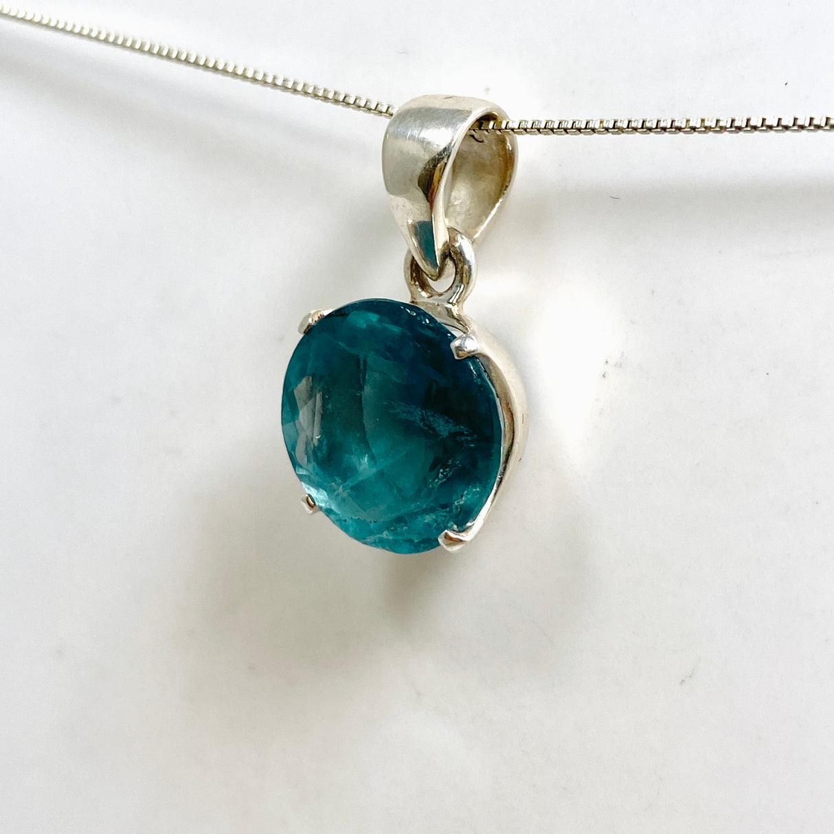Blue Fluorite Round Faceted Pendant PPGJ1280