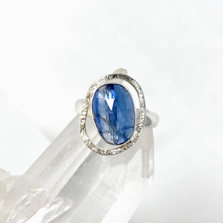 Blue Kyanite Faceted Ring s.6 LRGJ-04