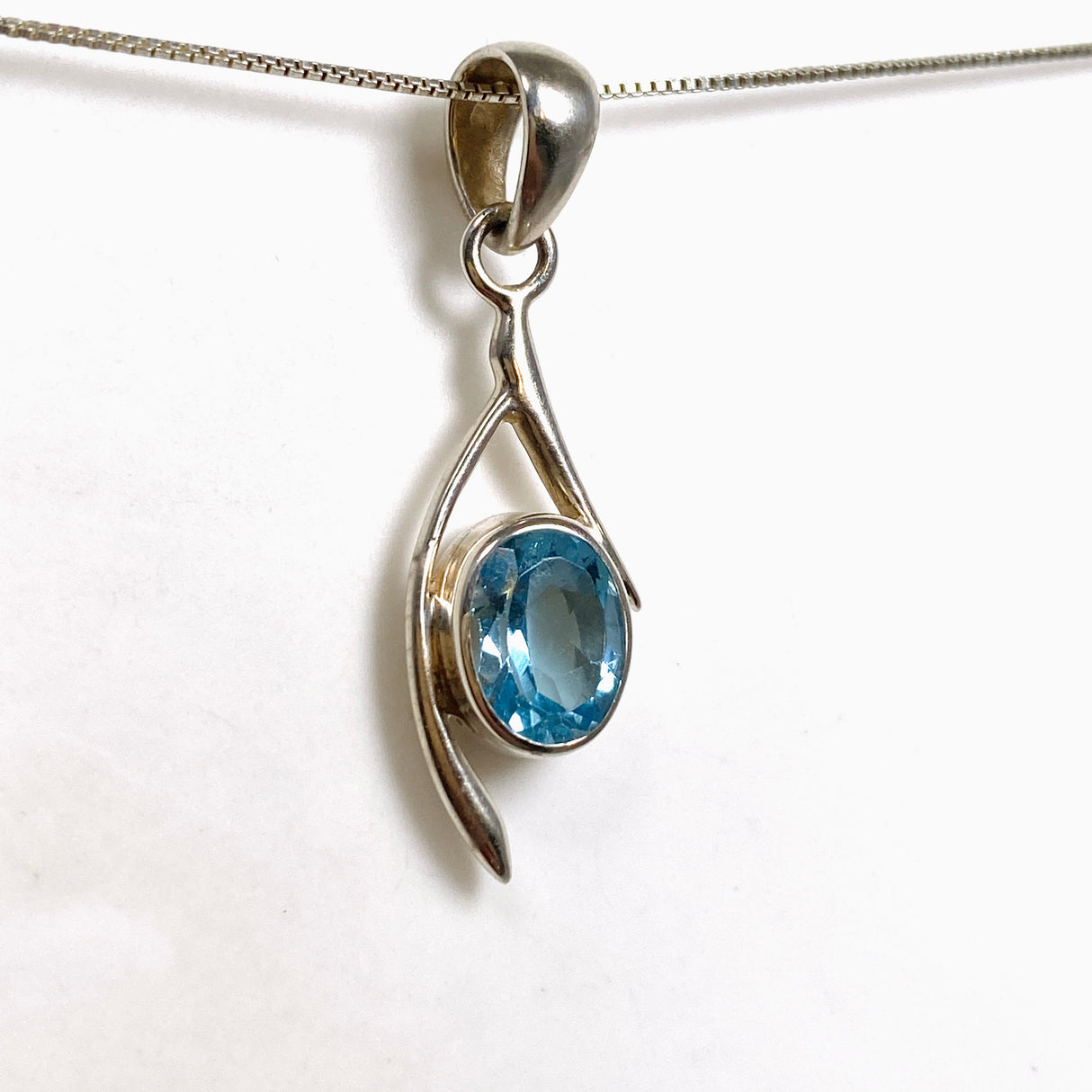 Blue Topaz Faceted Oval Pendant BTP-110