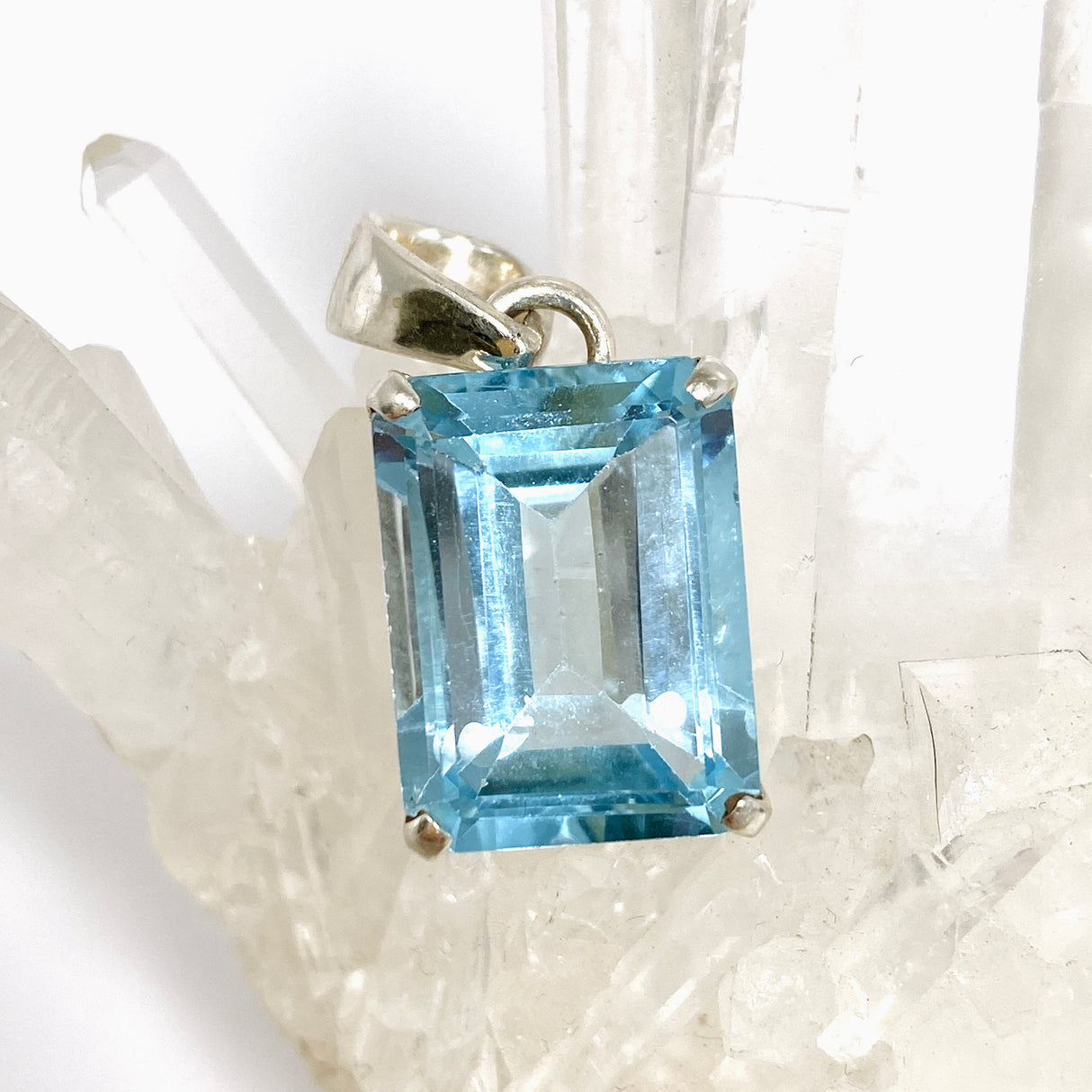 Blue Topaz Rectangular Faceted Pendant PPGJ1248