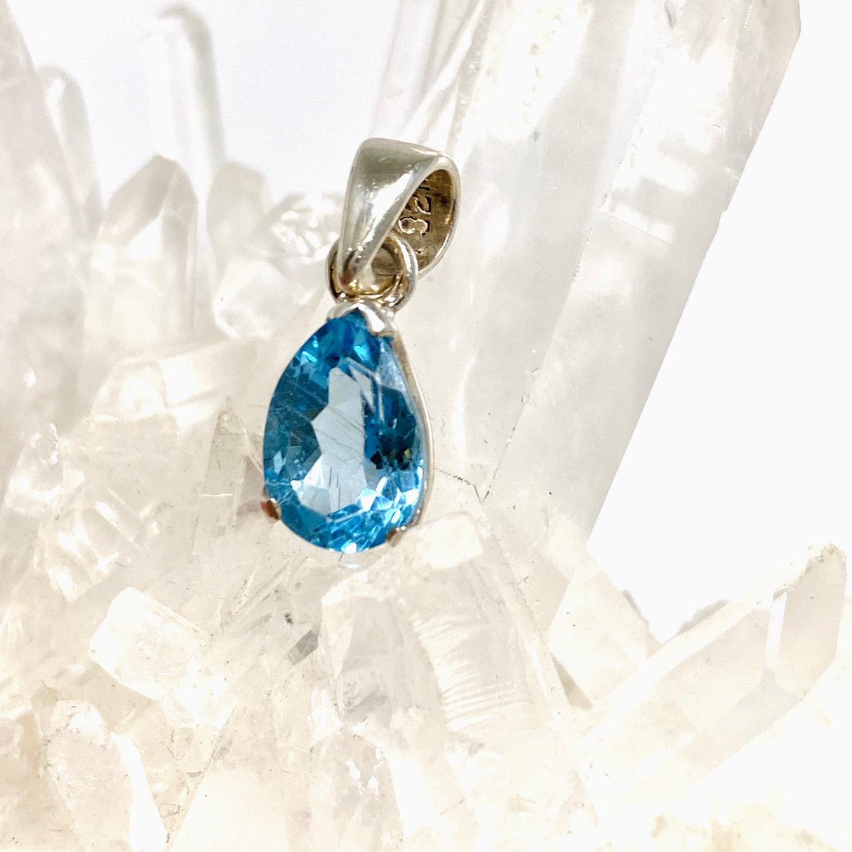 Blue Topaz Teardrop Faceted Pendant PPGJ1247
