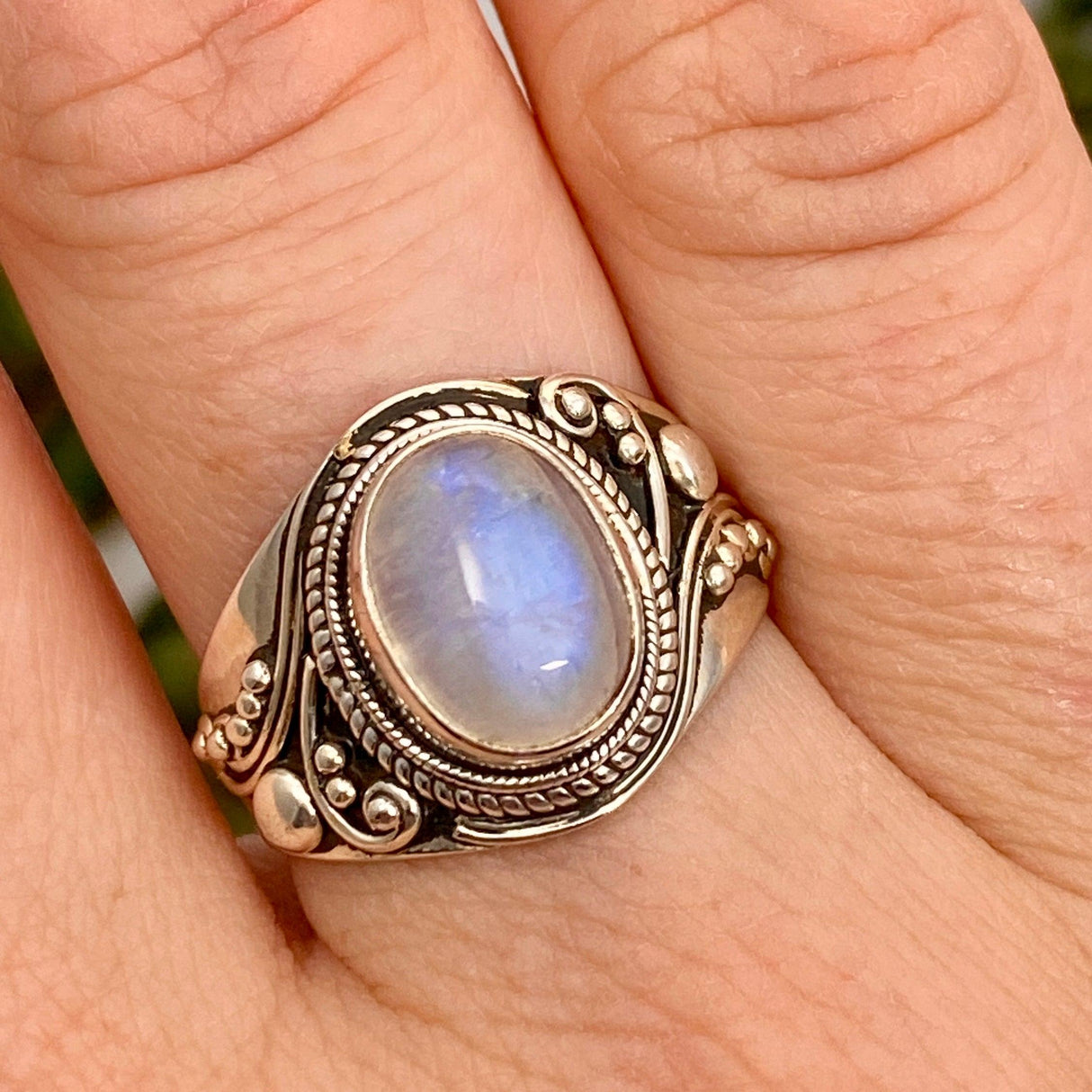 Boho Style Moonstone oval ring s.9 R4075-MS - Nature's Magick