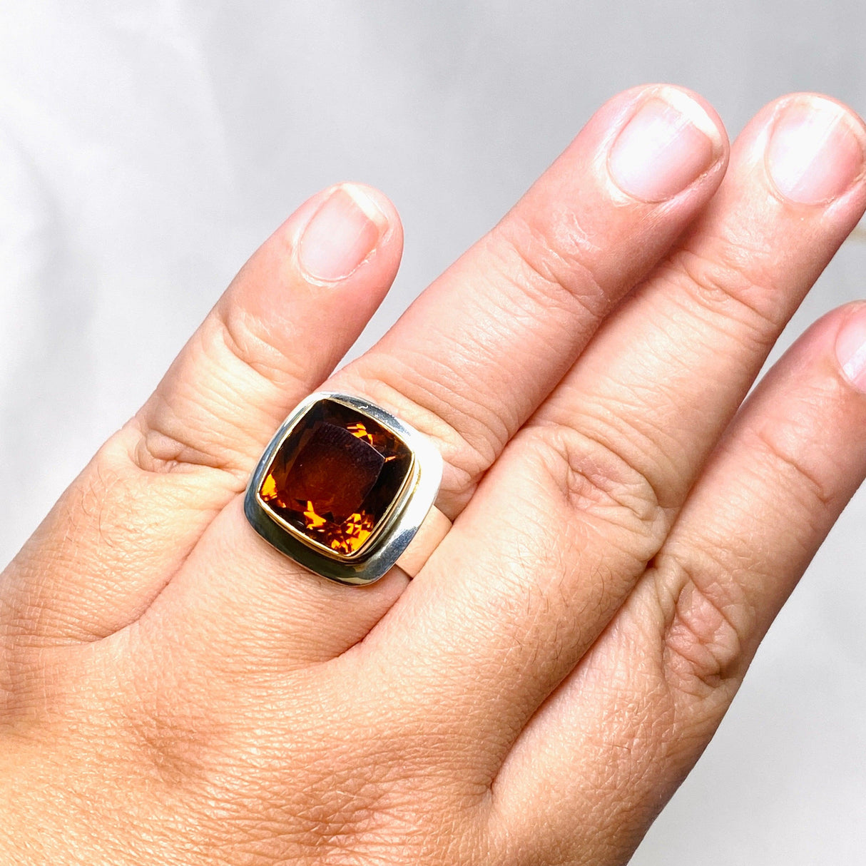 Brandy Citrine faceted square ring s.11 KRGJ2901 - Nature's Magick