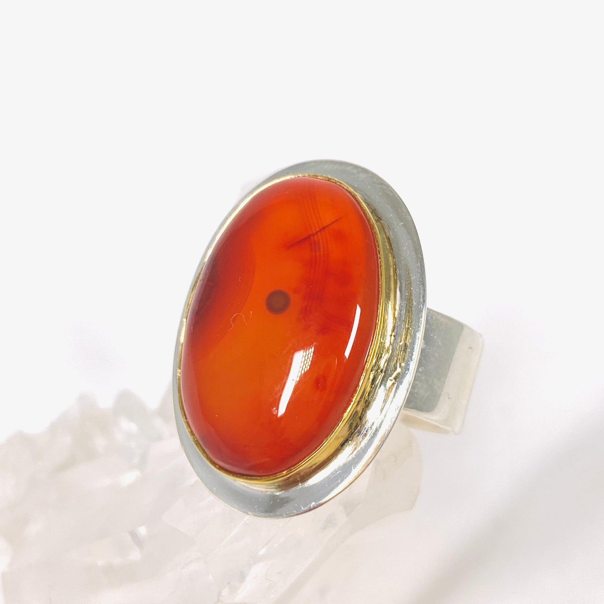 Carnelian oval ring with gold detailing s.7 KRGJ2864 - Nature's Magick