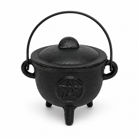 Large cast iron cauldron with lid and pentagram design, 11cm