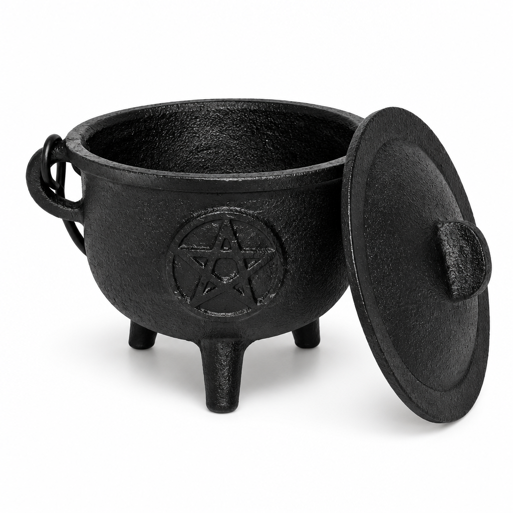 Large cast iron cauldron with lid and pentagram design, 11cm