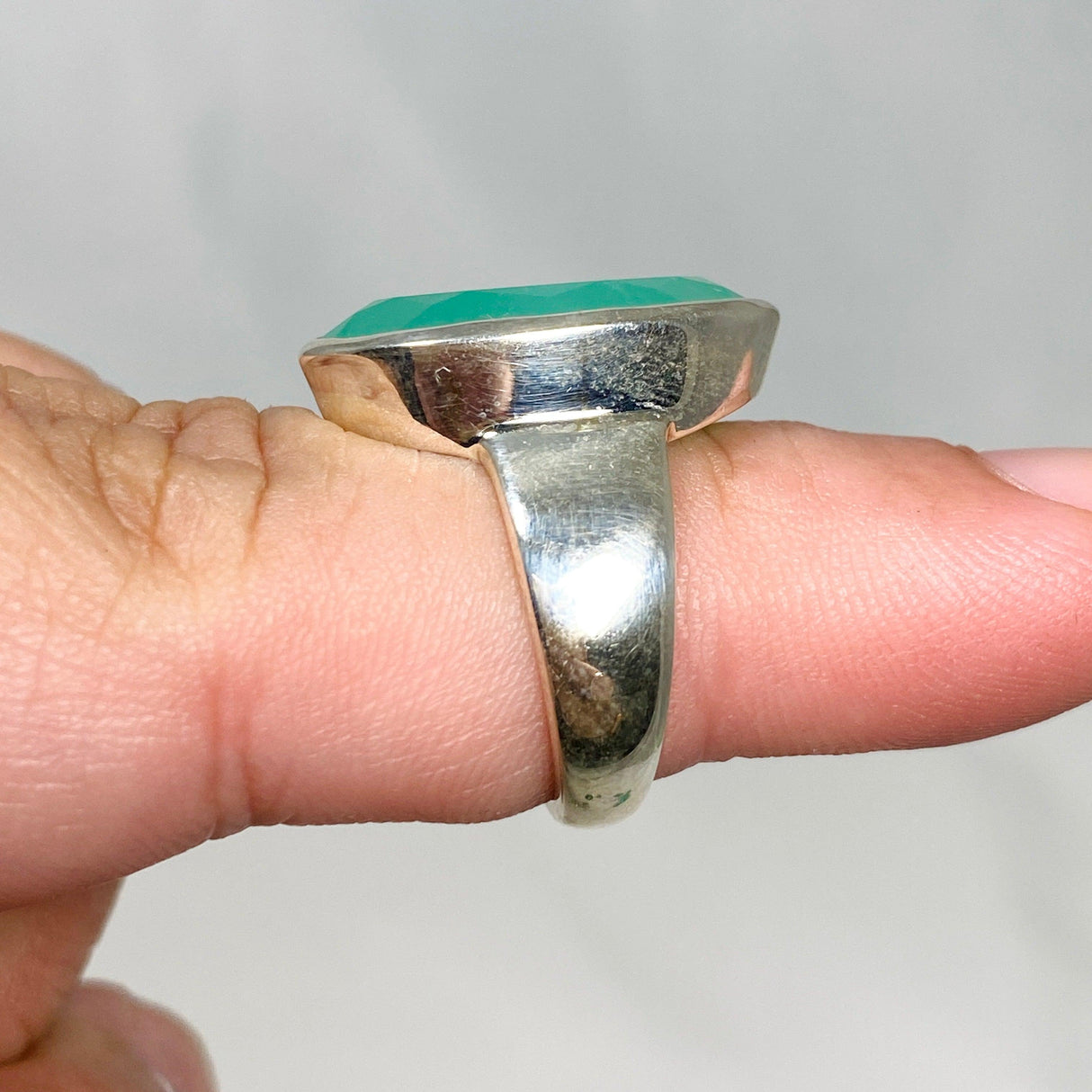 Chrysoprase Faceted Oval Ring Size 6.5 PRGJ470 - Nature's Magick