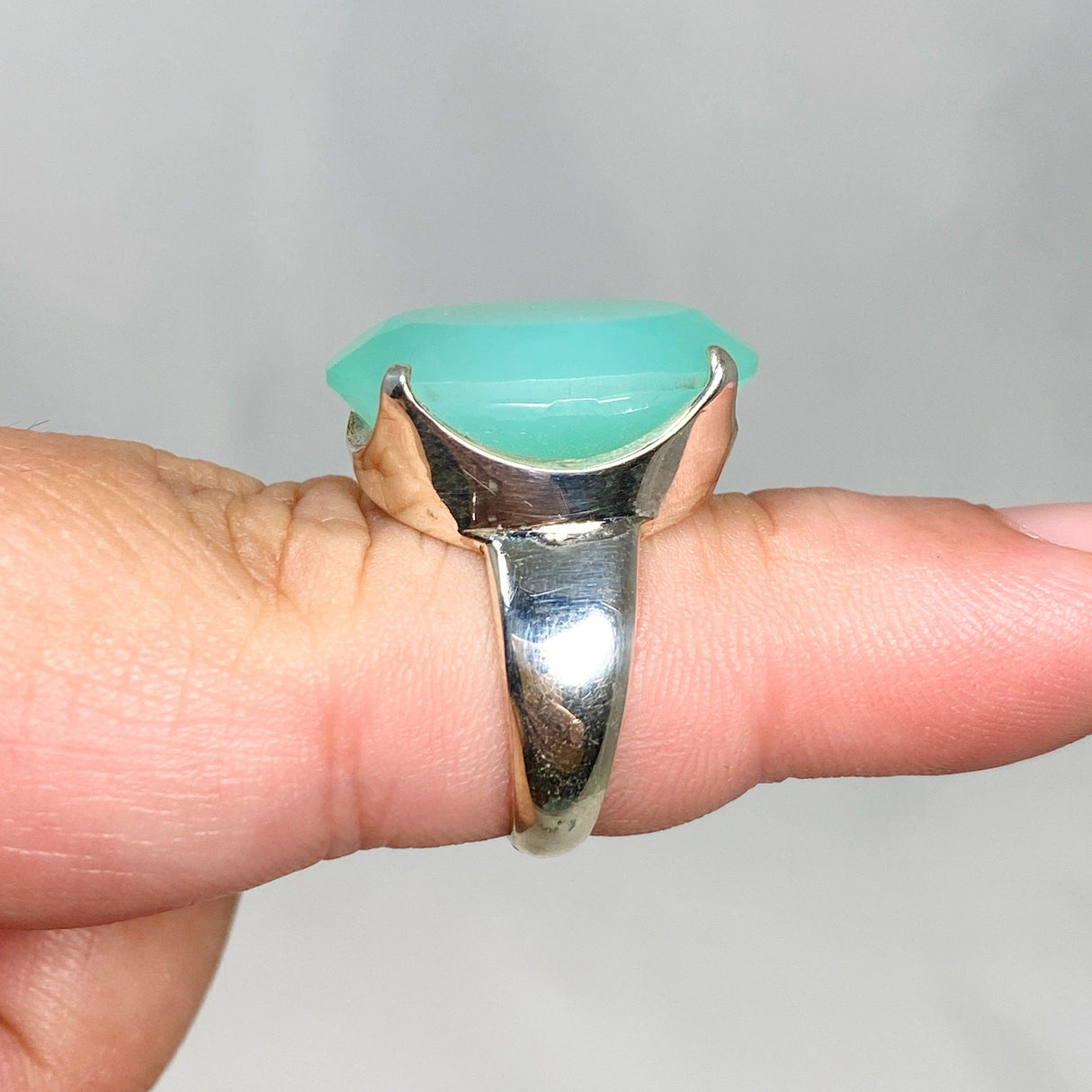 Chrysoprase Faceted Oval Ring Size 7.5 PRGJ469 - Nature's Magick