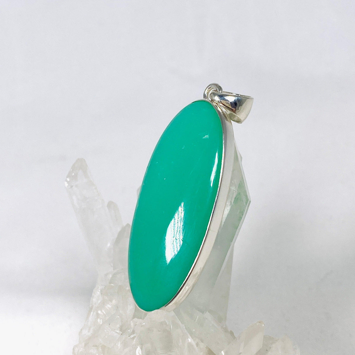 Chrysoprase oval pendant KPGJ3925 - Nature's Magick