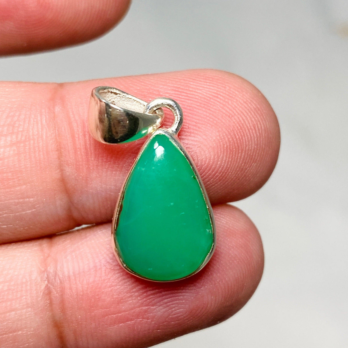 Chrysoprase Teardrop Pendant KPGJ4459 - Nature's Magick