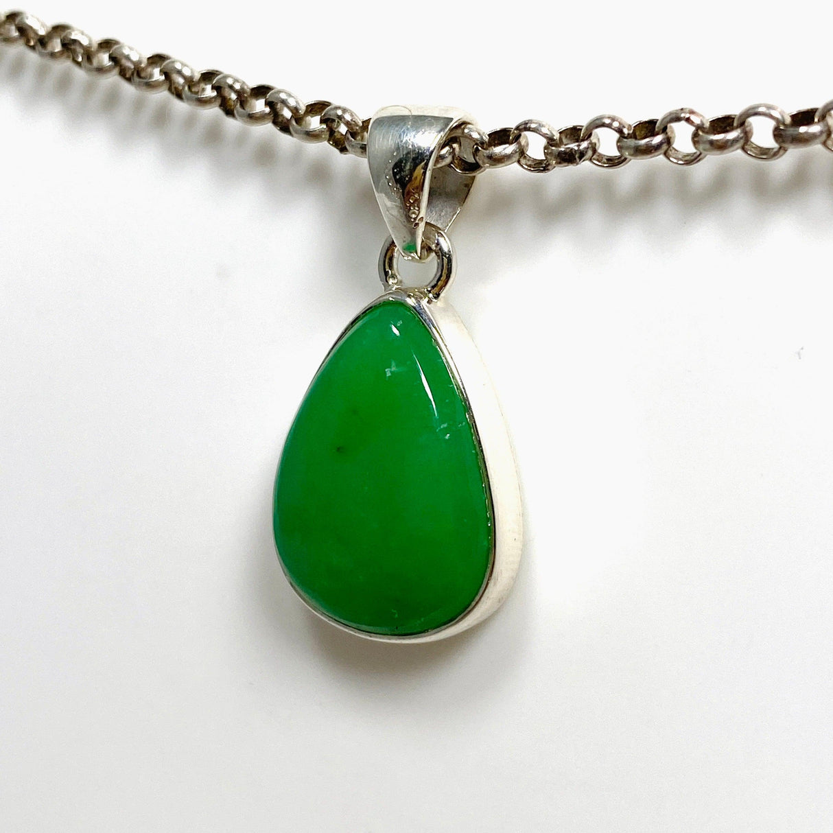 Chrysoprase Teardrop Pendant KPGJ4460 - Nature's Magick