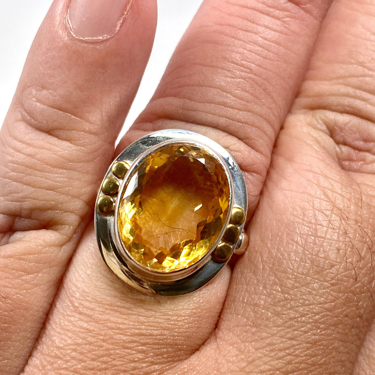 Citrine faceted oval ring with gold detailing s.11 KRGJ2836 - Nature's Magick