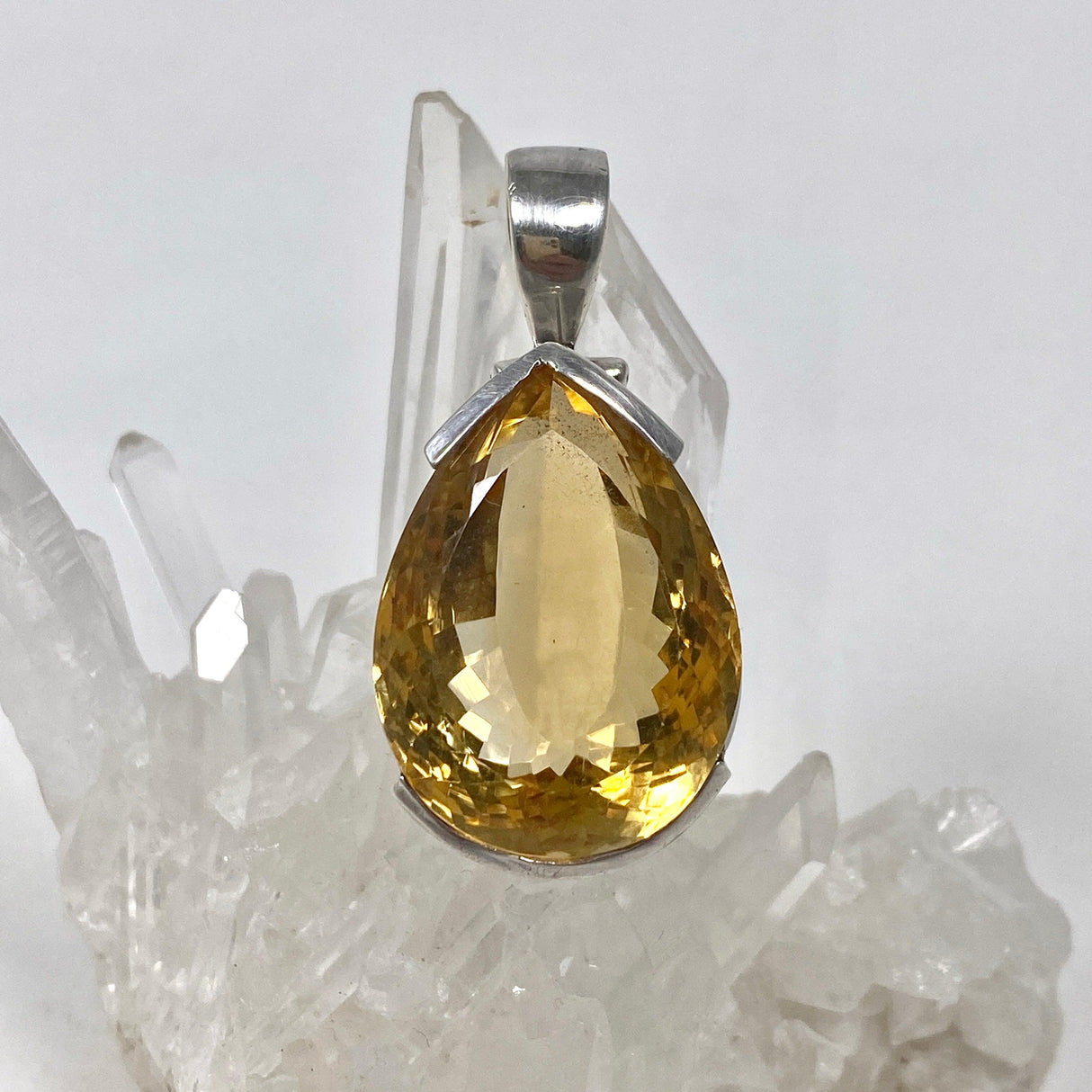 Citrine faceted teardrop pendant KPGJ3643 - Nature's Magick