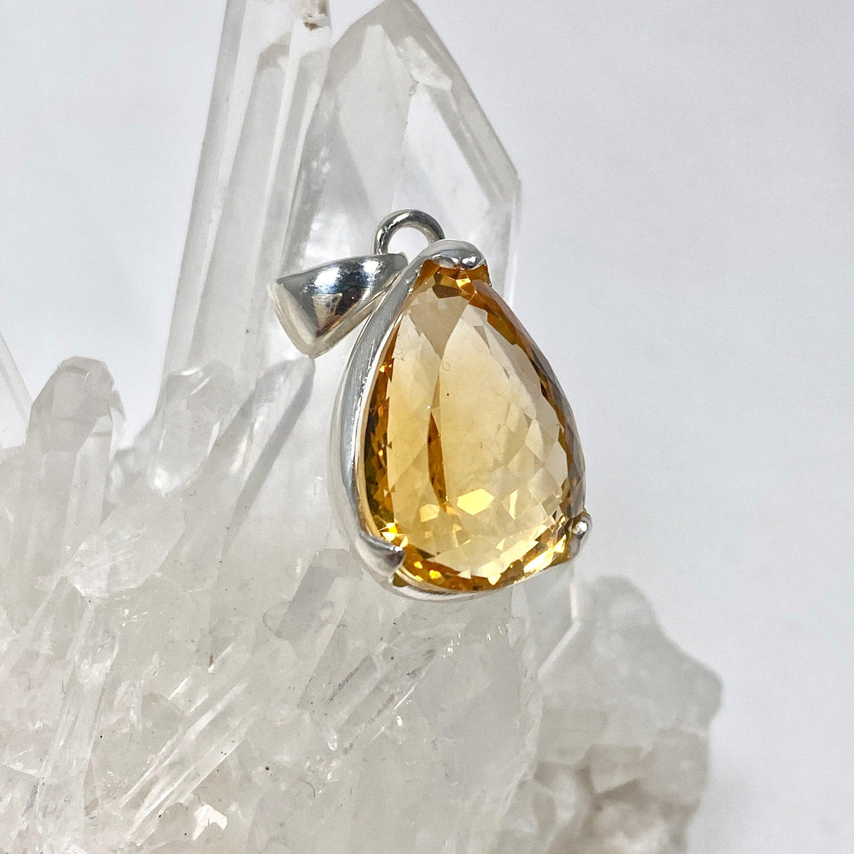 Citrine faceted teardrop pendant KPGJ3645 - Nature's Magick