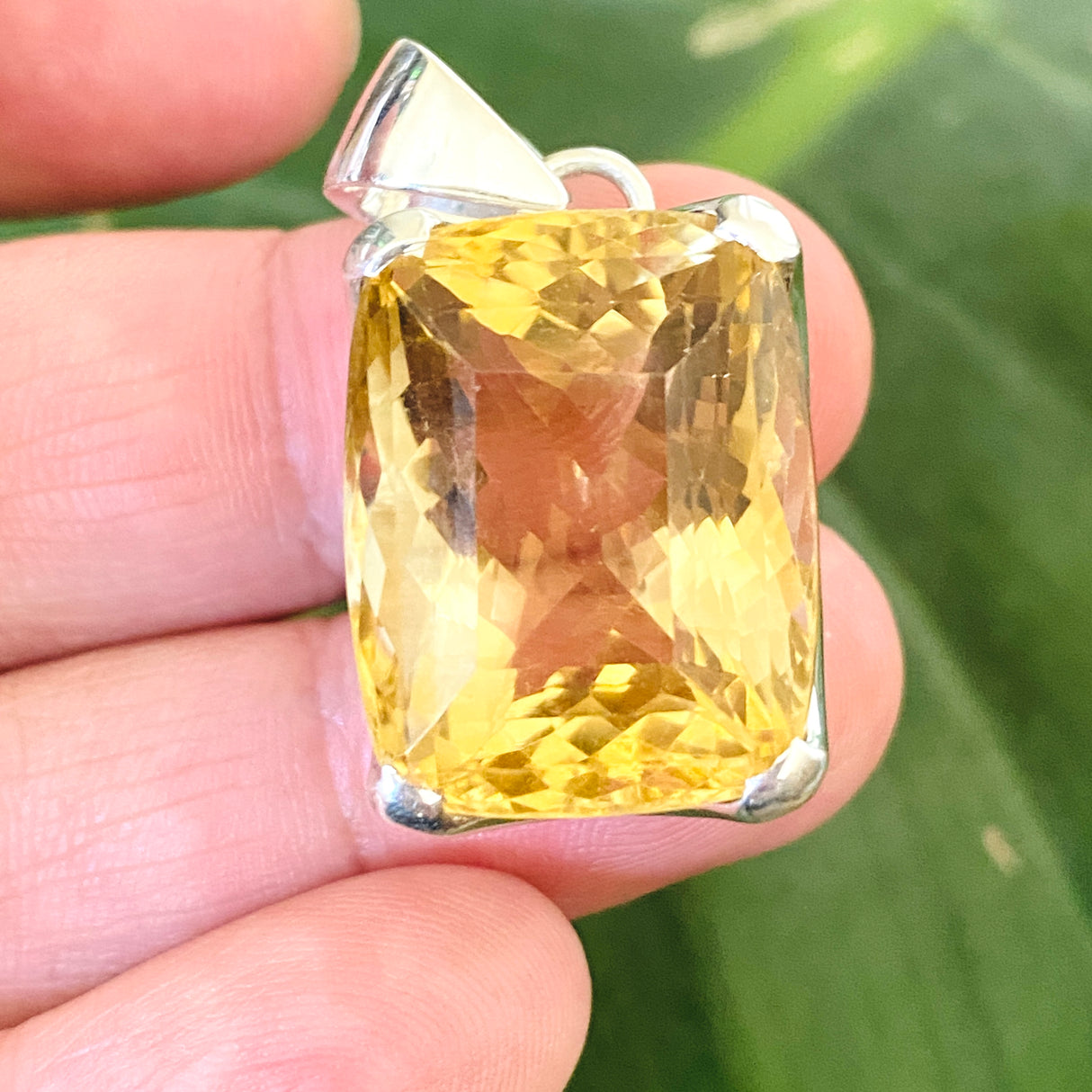 Citrine Rectangular Faceted Pendant KPGJ4795