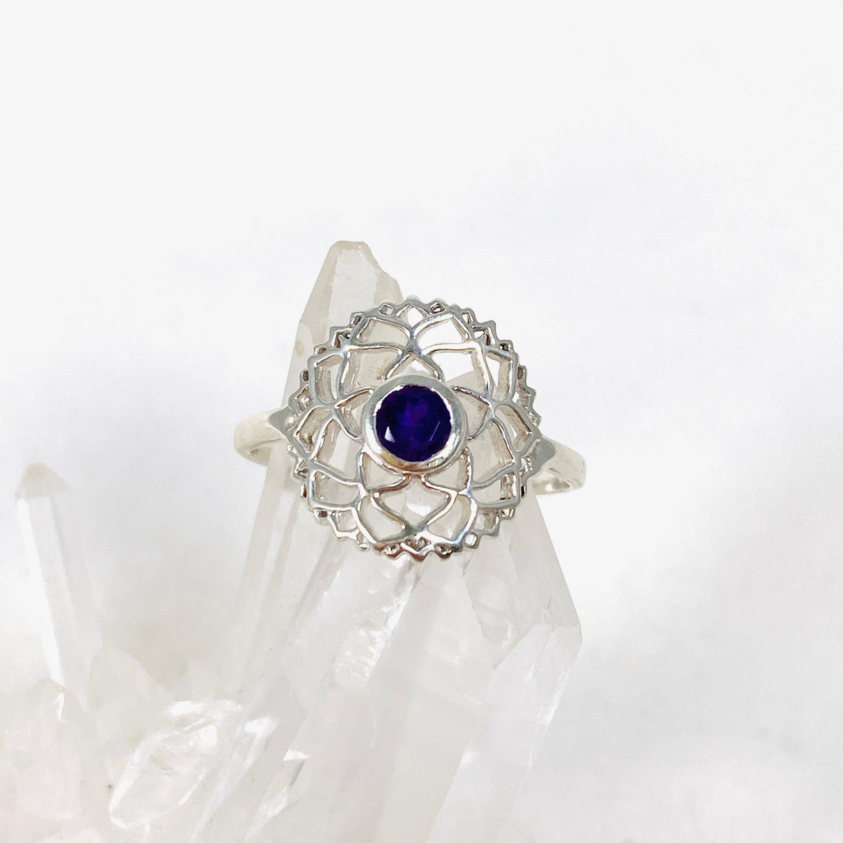 Crown Chakra Ring with Amethyst - Nature's Magick