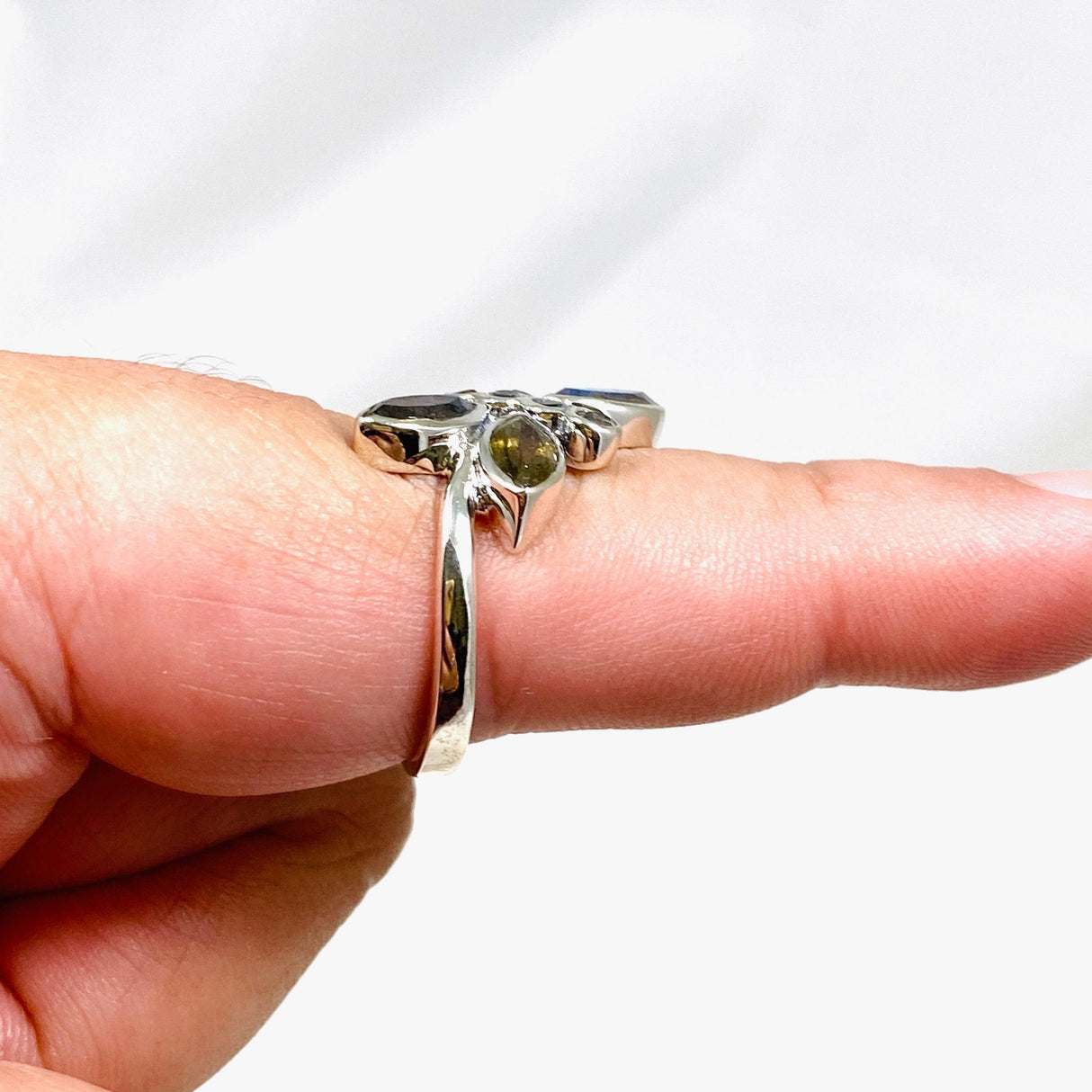 Dragonfly Ring with Faceted Labradorite R3887 - Nature's Magick