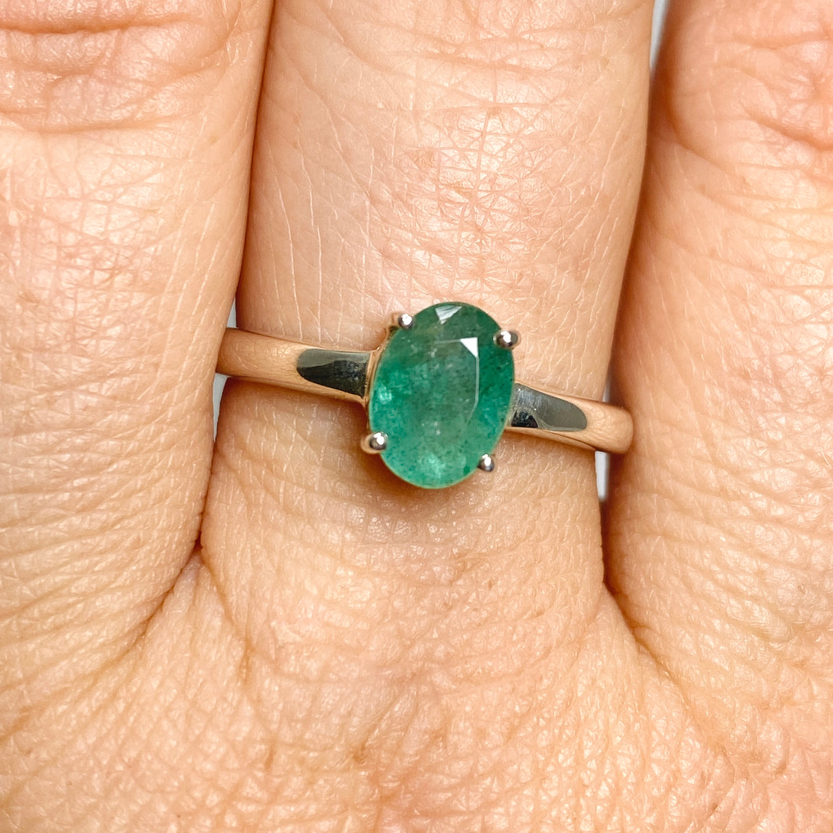 Emerald (Natural) Oval Faceted Ring Size 8.5 PRGJ552