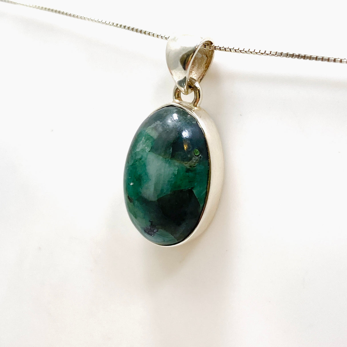 Emerald Oval Cabochon Pendant KPGJ4636