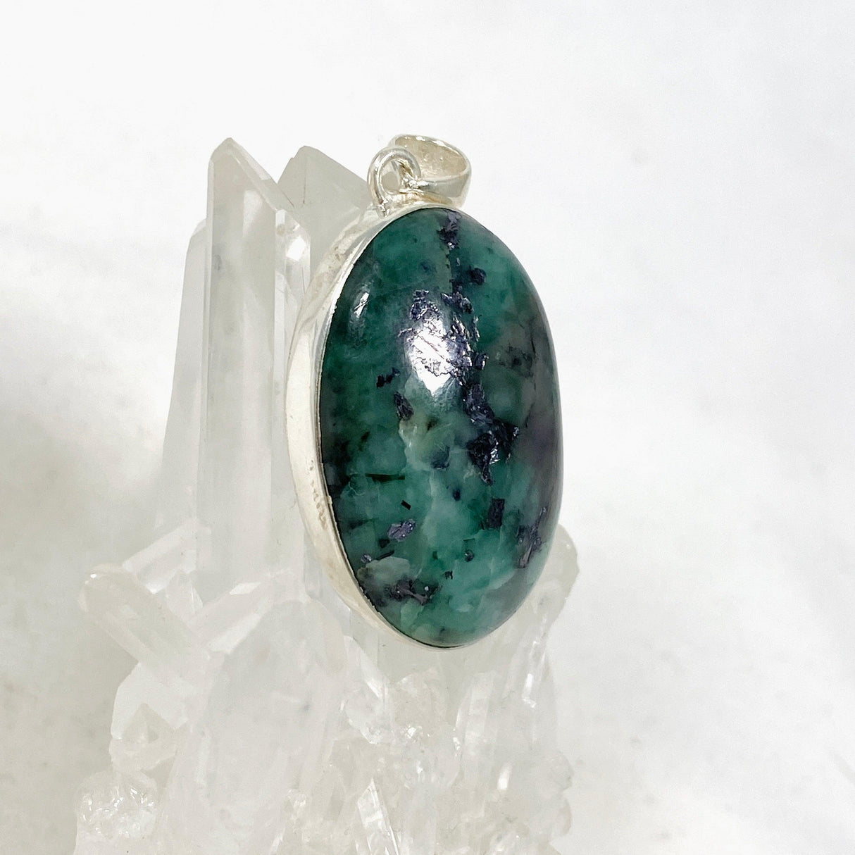 Emerald Oval Pendant KPGJ4182 - Nature's Magick