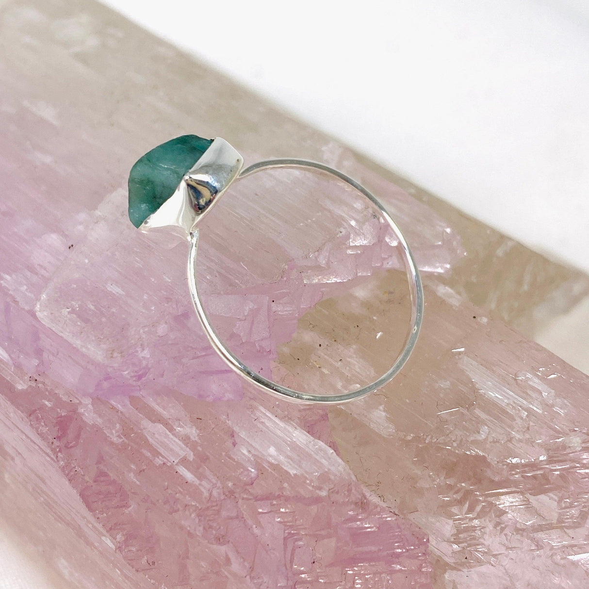 Emerald Raw Crystal Fine Band Ring R3701-EM - Nature's Magick