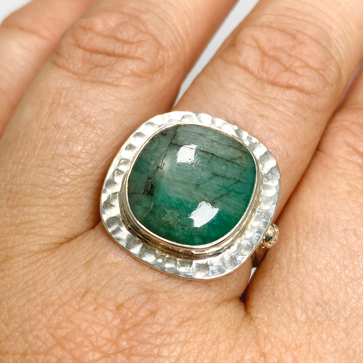 Emerald Square Cabochon Ring with Hammered Detailing Size 8 KPGJ3301