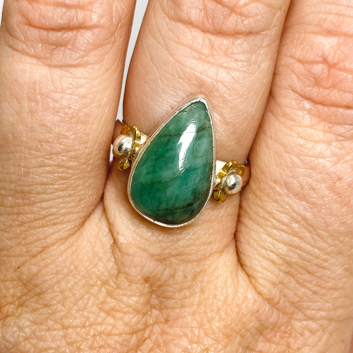 Emerald Teardrop Cabochon Ring with Brass Detailing Size 8 KPGJ3299