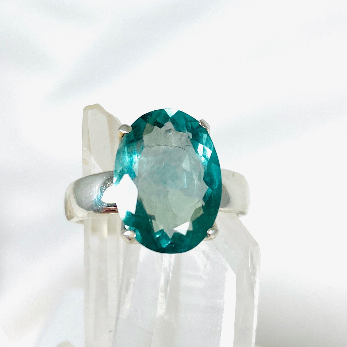Fluorite Oval Faceted Ring s.9 PRGJ303a - Nature's Magick