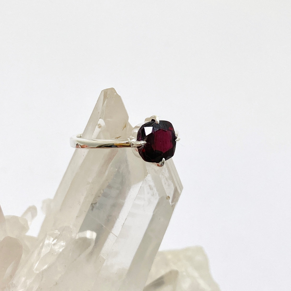Garnet Faceted Square Solitare Ring R4806