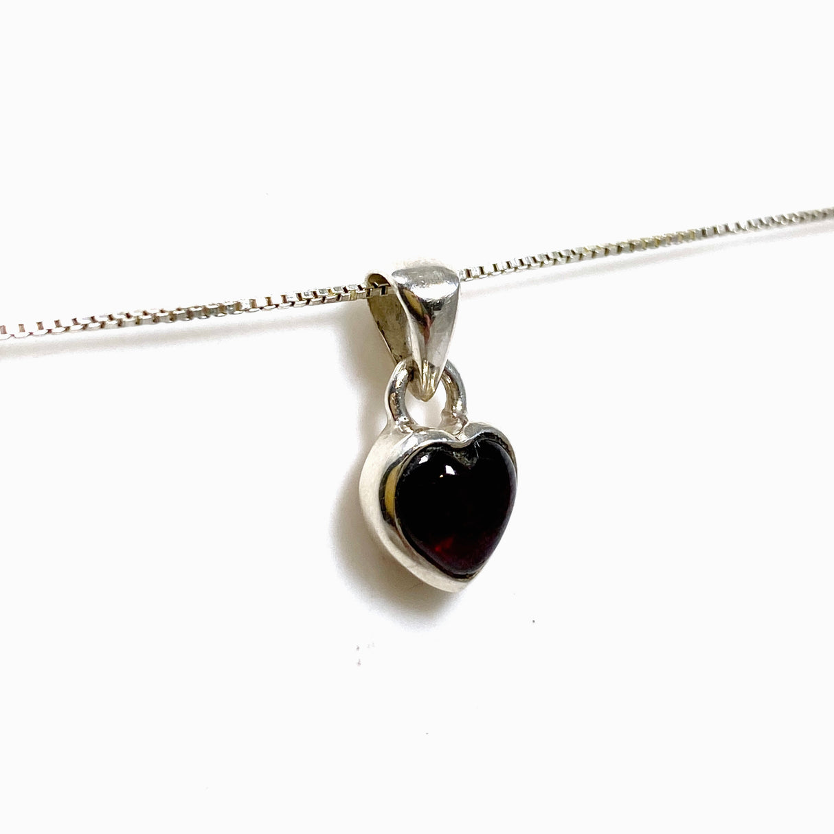 Garnet Heart Cabochon Pendant PPGJ1155