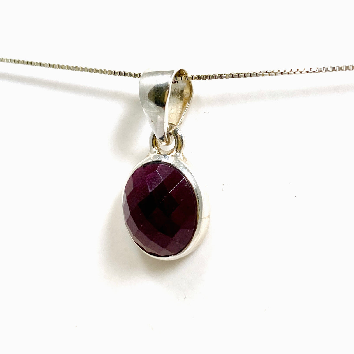 Garnet Oval Faceted Pendant PPGJ1161