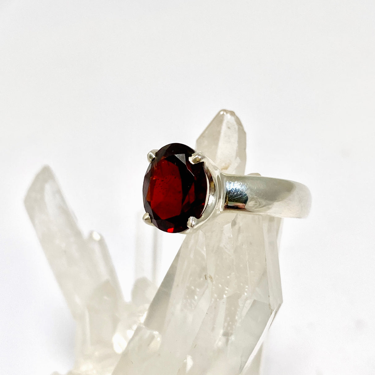 Garnet Oval Faceted Ring Size 7 PRGJ964
