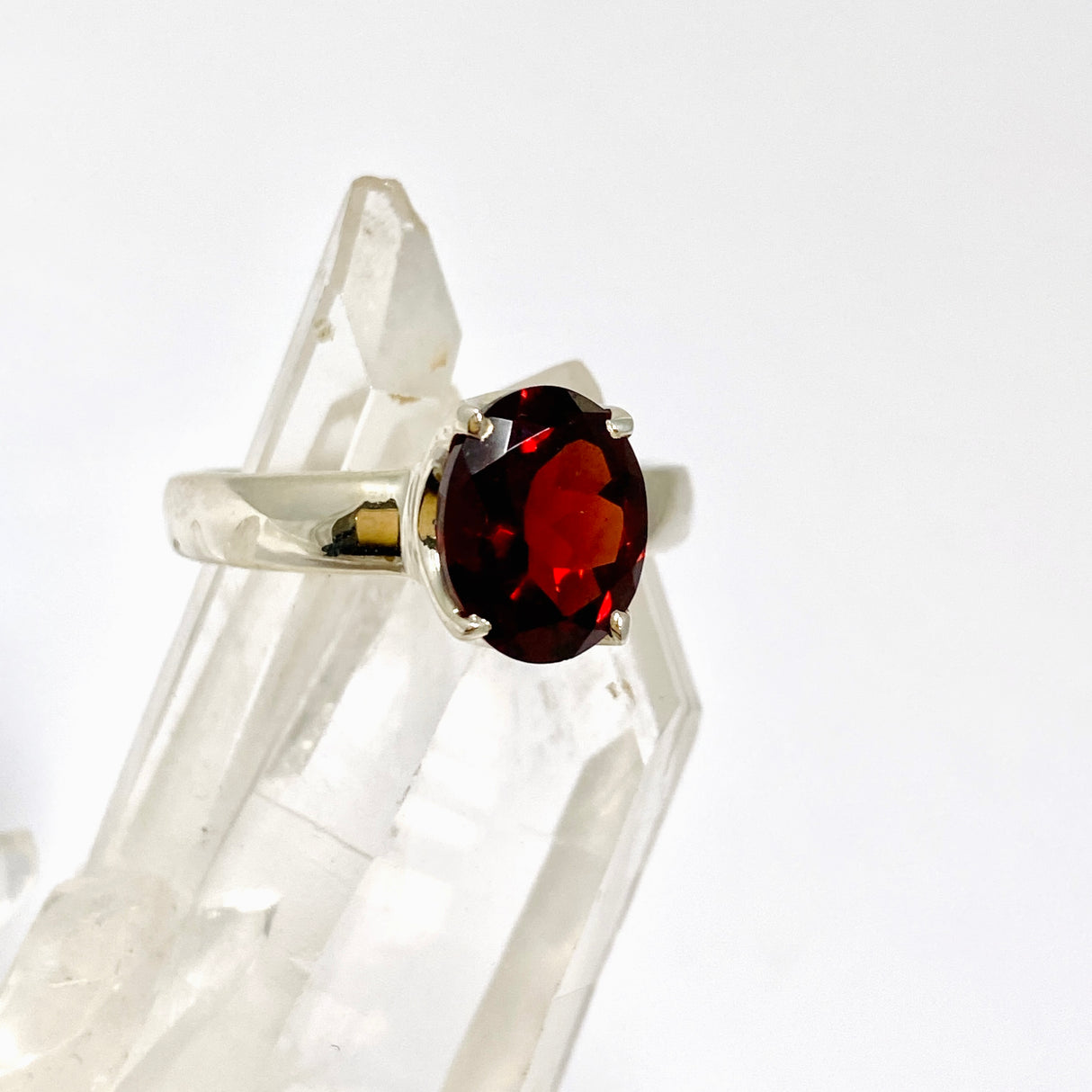 Garnet Oval Faceted Ring Size 9 PRGJ960