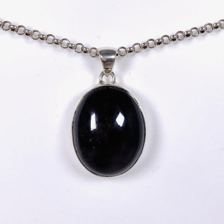 Garnet Oval Pendant KPGJ4131 - Nature's Magick