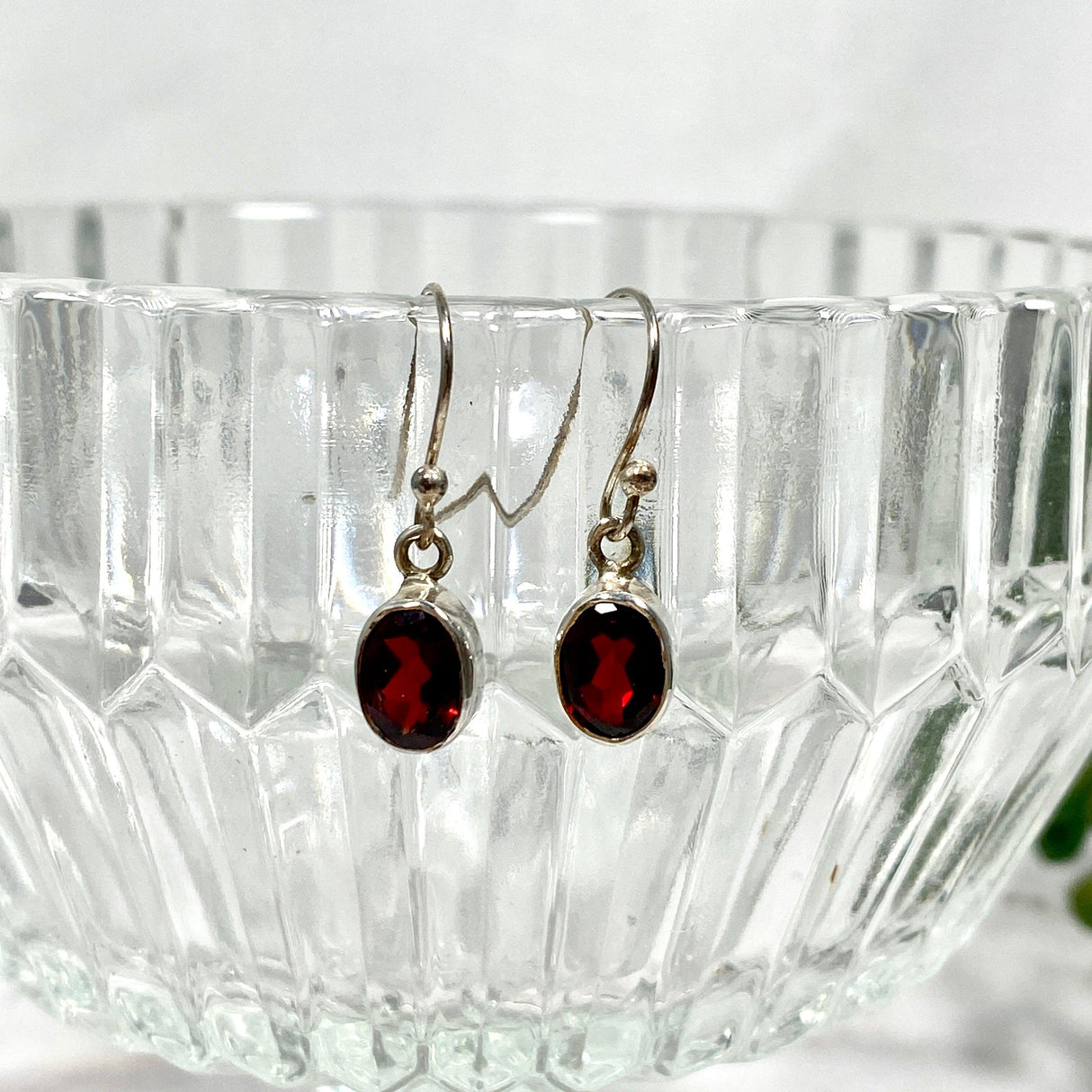 Garnet petite oval faceted earrings R2363-GTO - Nature's Magick