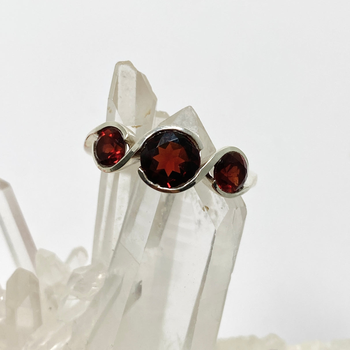 Garnet Round Faceted Multi-stone Ring Size 10 PRGJ924