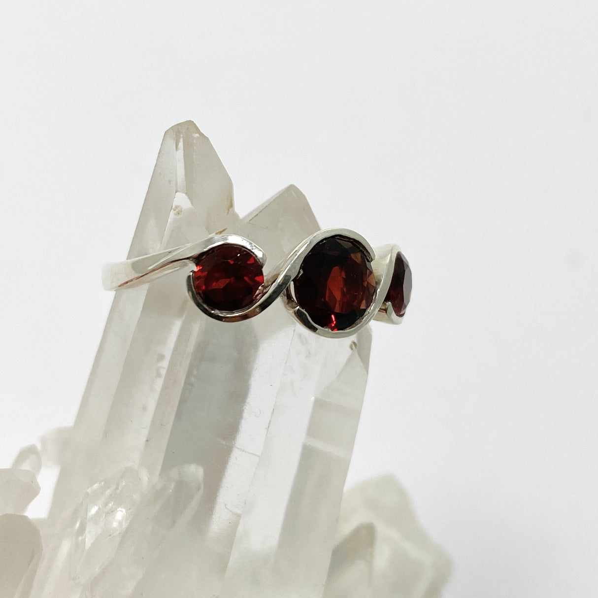 Garnet Round Faceted Multi-stone Ring Size 10 PRGJ924