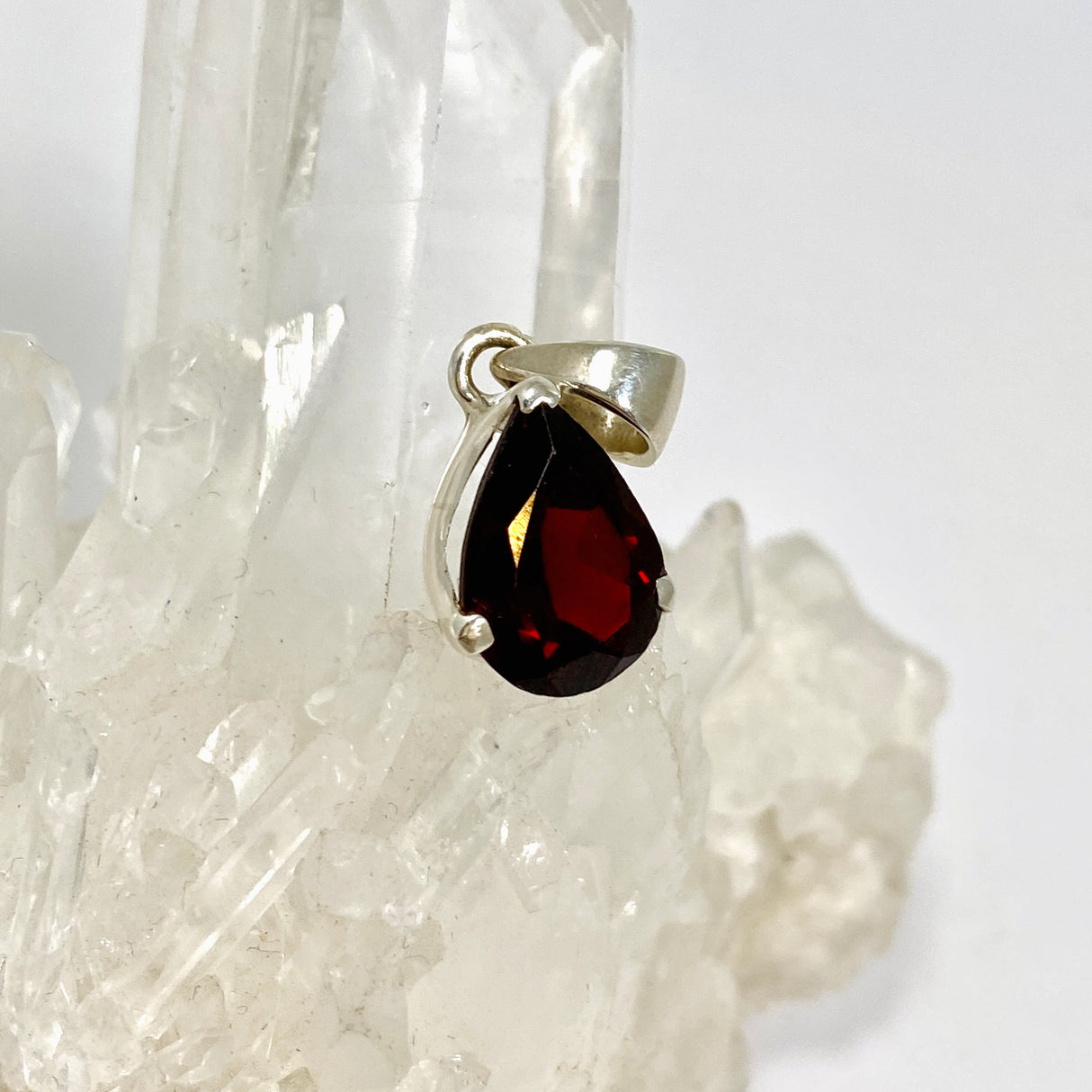 Garnet Teardrop Faceted Pendant PPGJ1159