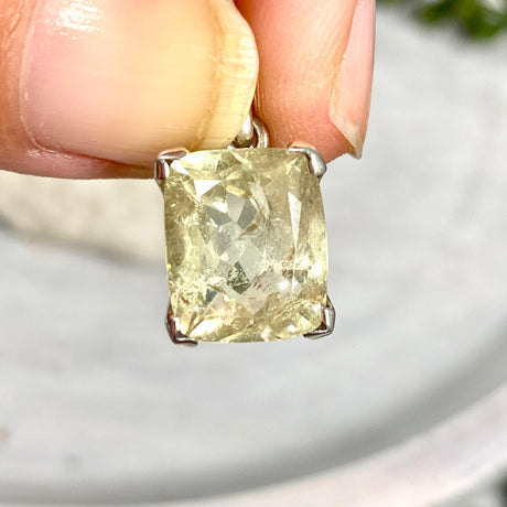 Heliodor faceted square pendant PPGJ327 - Nature's Magick