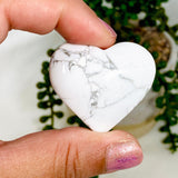 Howlite Heart HWH - Nature's Magick