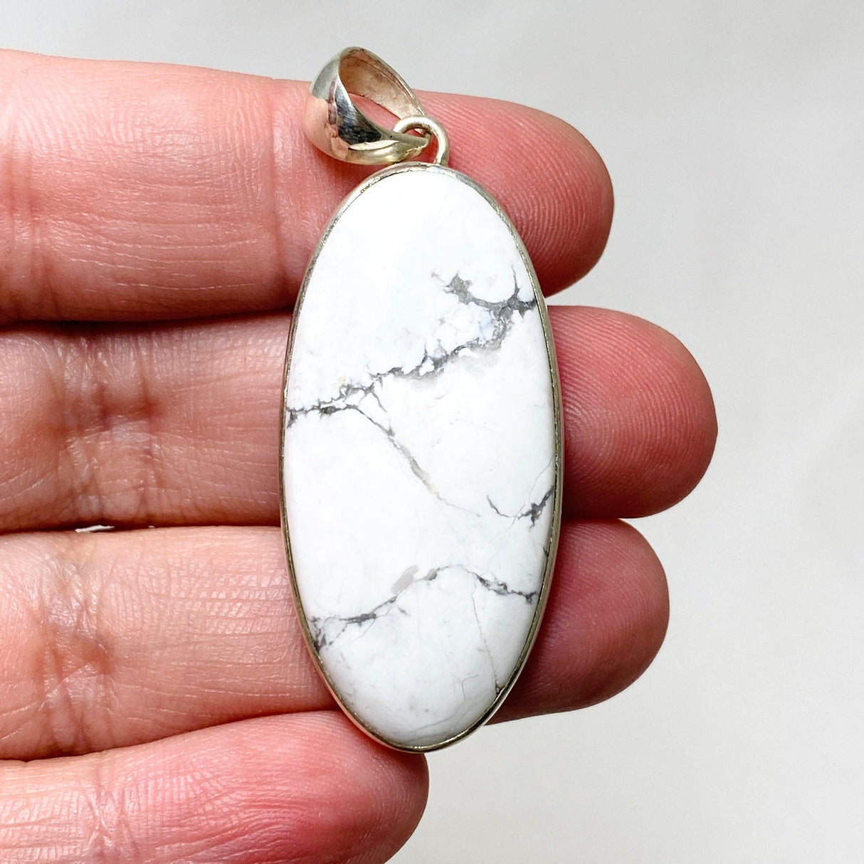 Howlite Oval Pendant KPGJ4404 - Nature's Magick