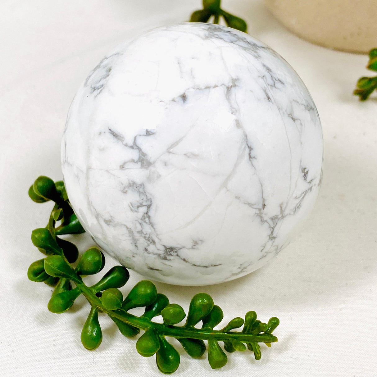 Howlite Sphere HS-01 - Nature's Magick