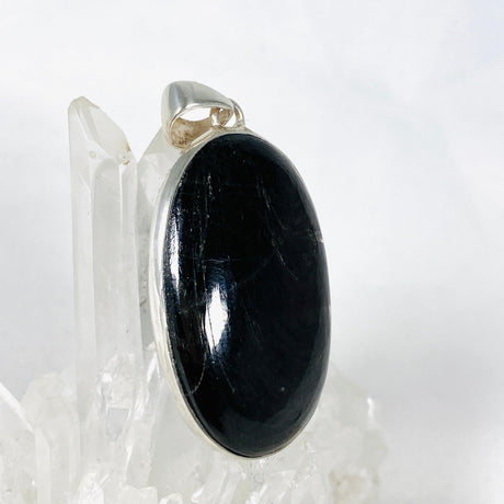 Hypersthene Oval Pendant KPGJ3060 - Nature's Magick