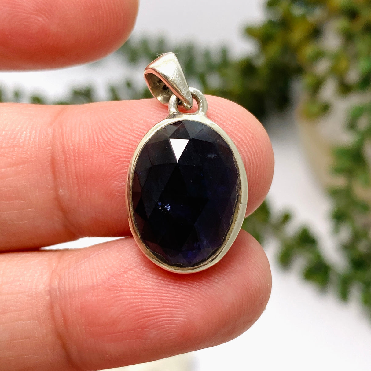 Iolite Oval Faceted Pendant PPGJ855