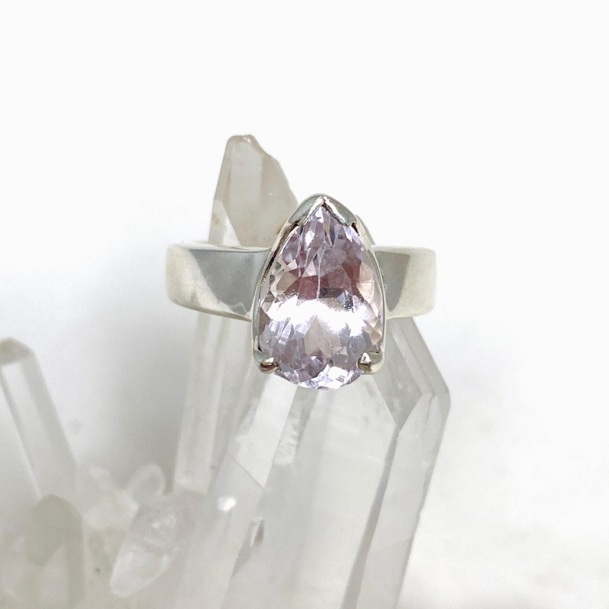 Kunzite Faceted Teardrop Ring Size 7 PRGJ459 - Nature's Magick