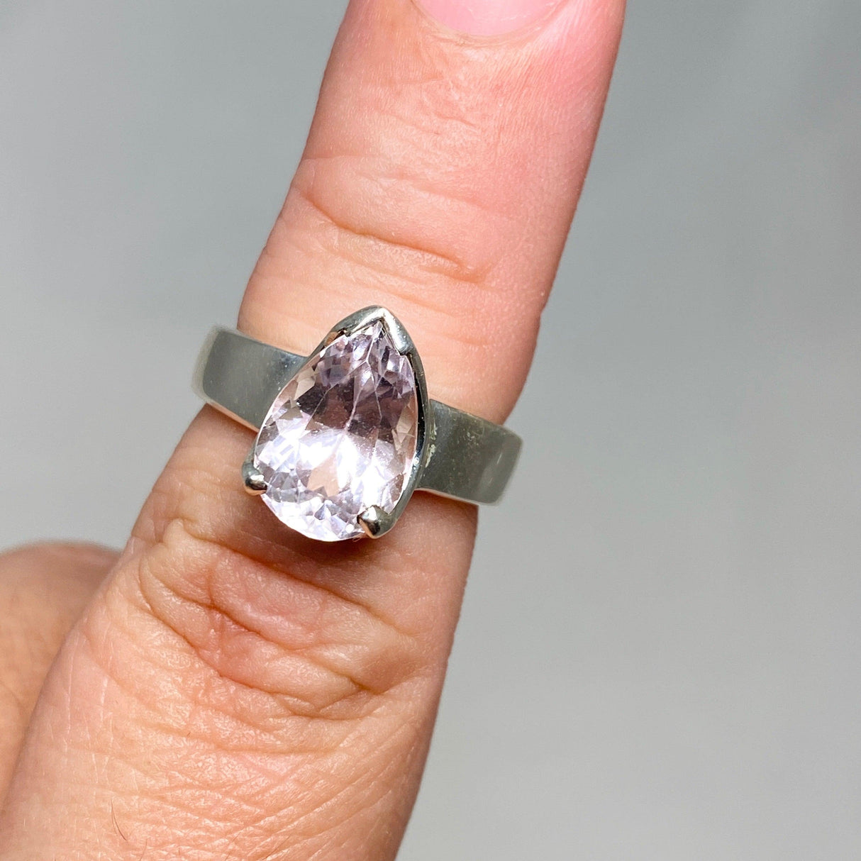 Kunzite Faceted Teardrop Ring Size 7 PRGJ459 - Nature's Magick