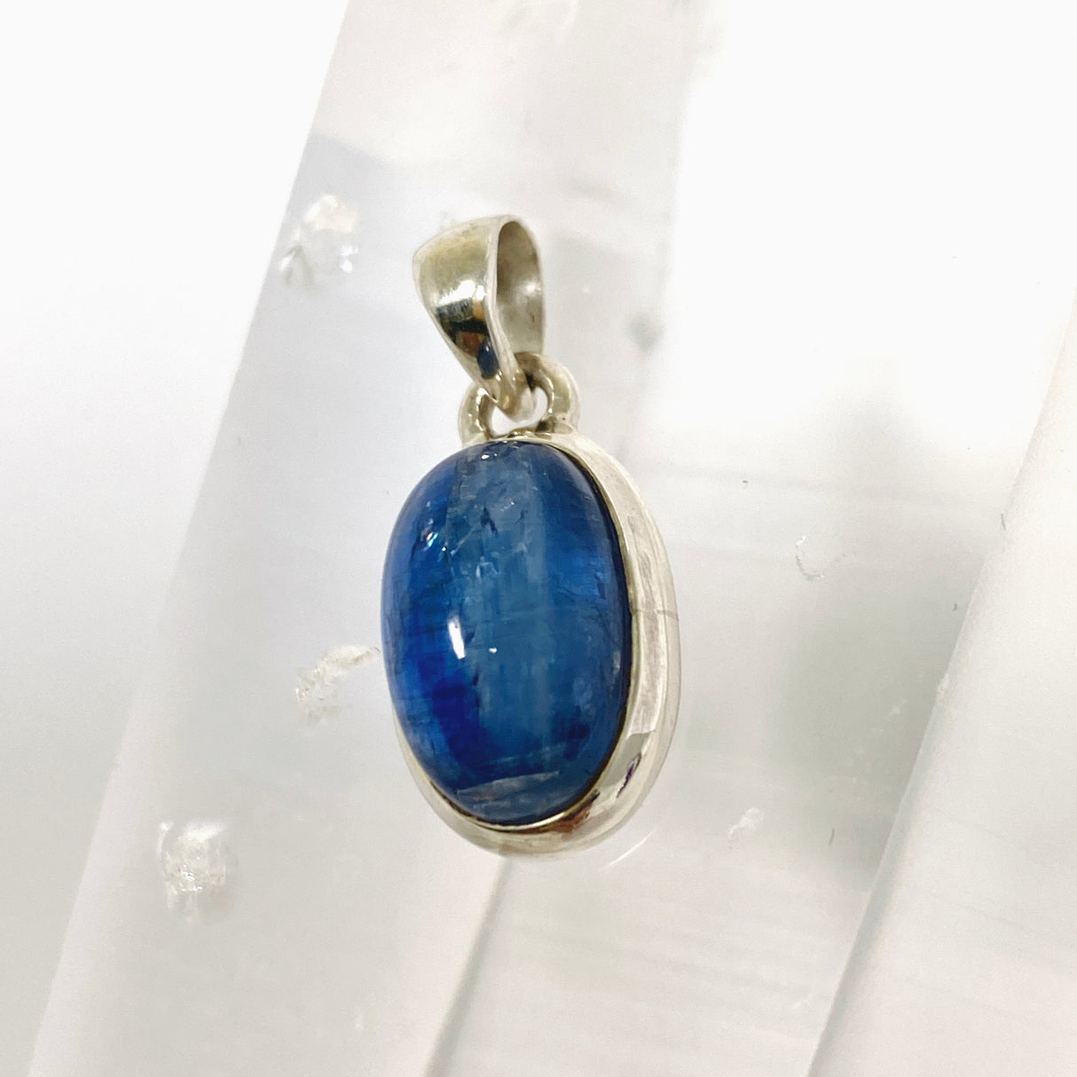 Kyanite (Nepal) Oval Cabochon Pendant PPGJ1252
